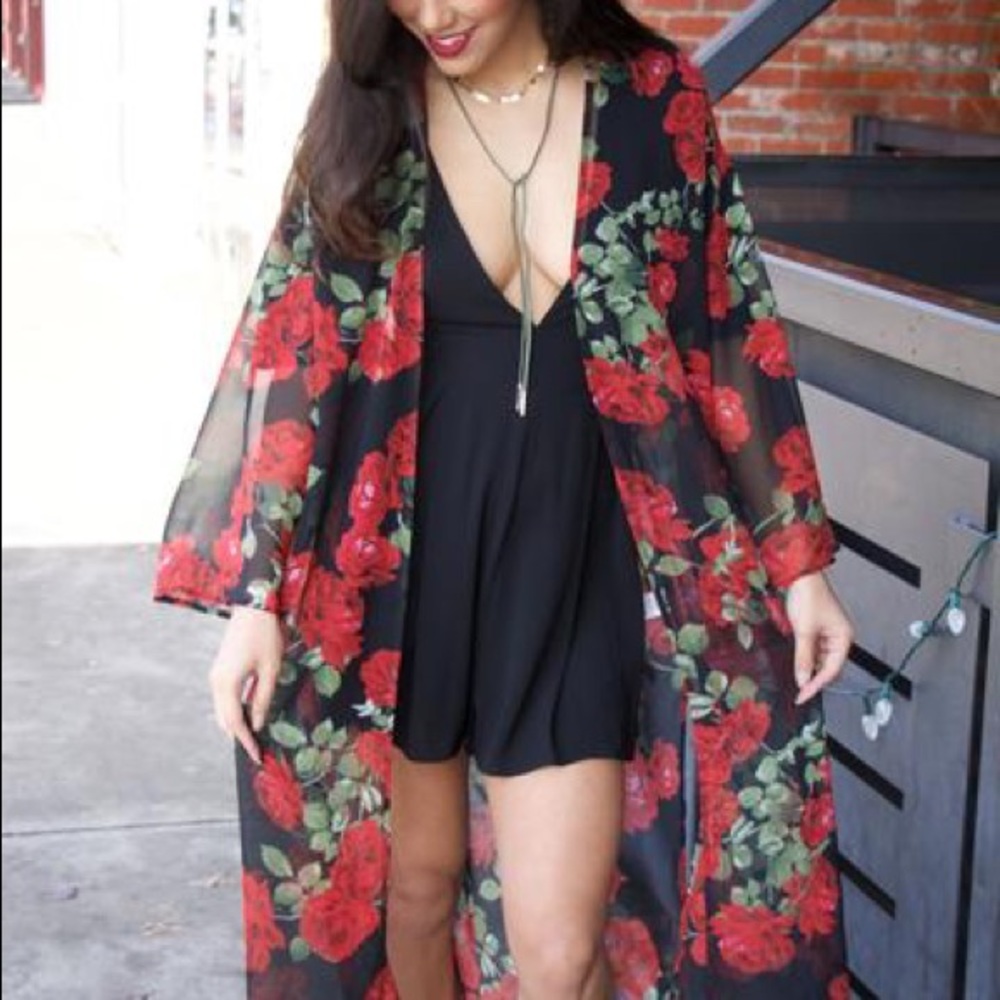 Floral show me you mumu kimono